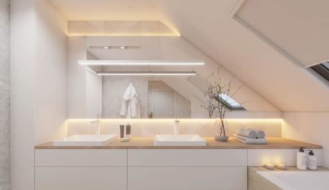 Jakie oświetlenie do małej łazienki, aby uniknąć ciemności i chaosu?